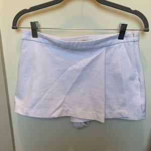 White urban outfitters skort! Never worn!!